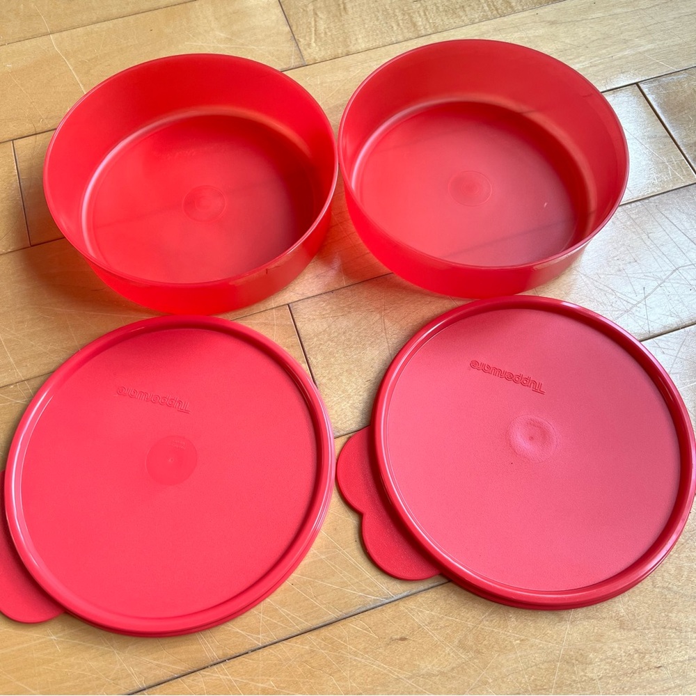 Tupperware Big Wonders Bowl Set of 4 Containers with lids!